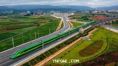 关于中老昆万铁路